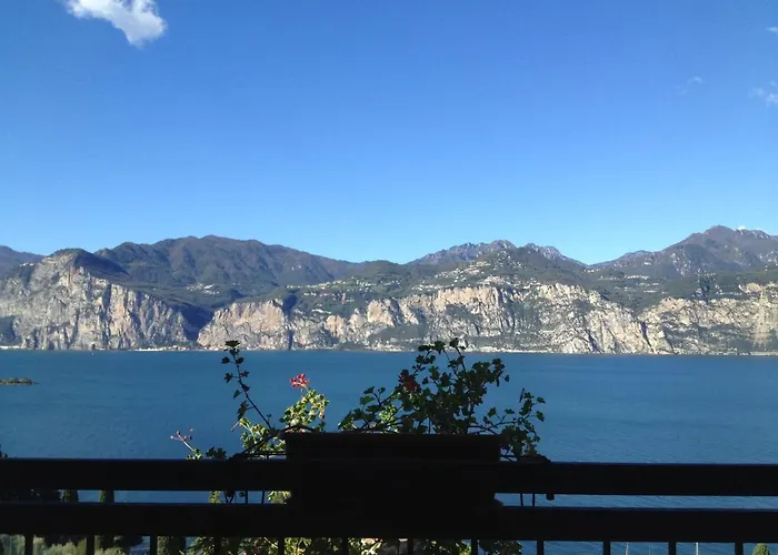 Emma Hotell Malcesine