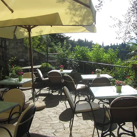 马尔切西内艾玛别墅酒店 马尔切西内