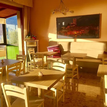 Hotel Emma