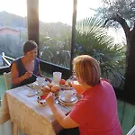 Emma Ξενοδοχείο